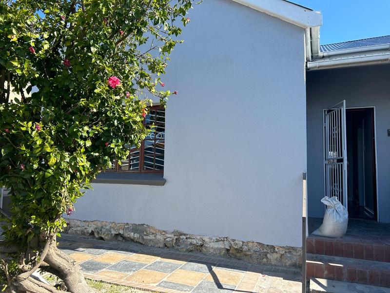 To Let 2 Bedroom Property for Rent in Wynberg Western Cape